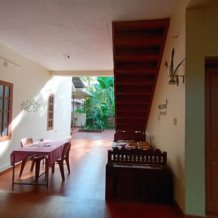 Hotel Ivory Coaste Kannur Esterno foto