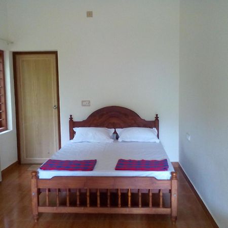 Hotel Ivory Coaste Kannur Esterno foto