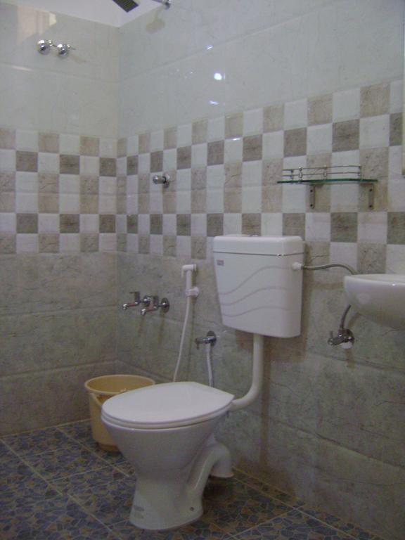 Hotel Ivory Coaste Kannur Esterno foto