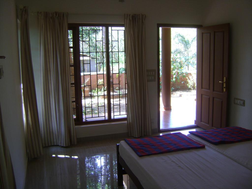 Hotel Ivory Coaste Kannur Esterno foto